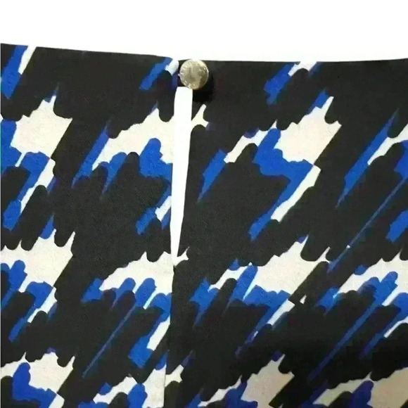 Tommy Hilfiger A-Line Blue and Black Short Sleeve Dress - Excellent Condition 2 - Picture 6 of 7